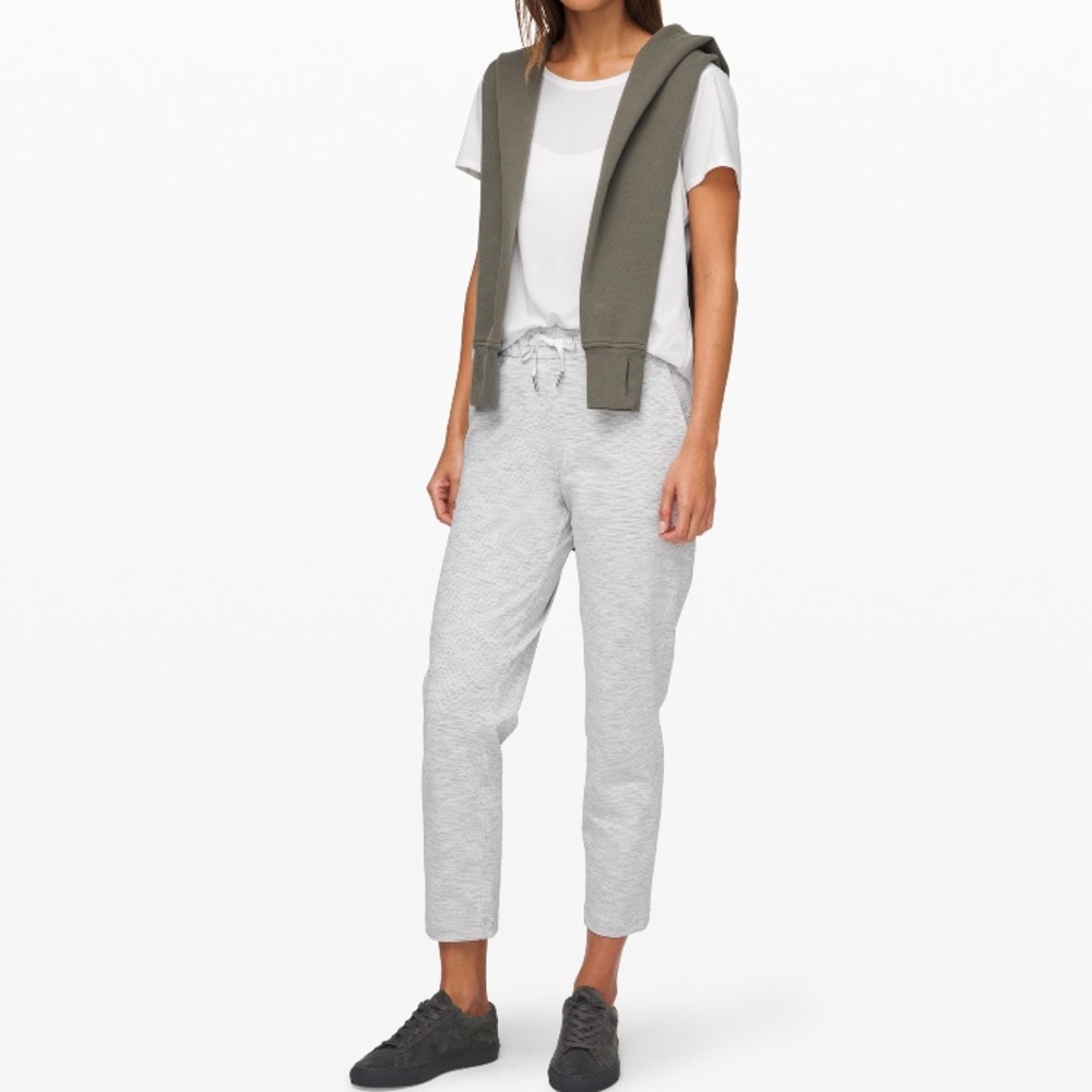Lululemon On The Fly pant